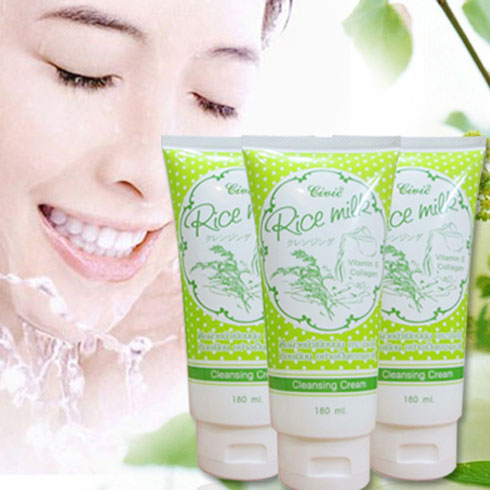 Sữa rửa mặt tinh chất sữa gạo Thái Lan