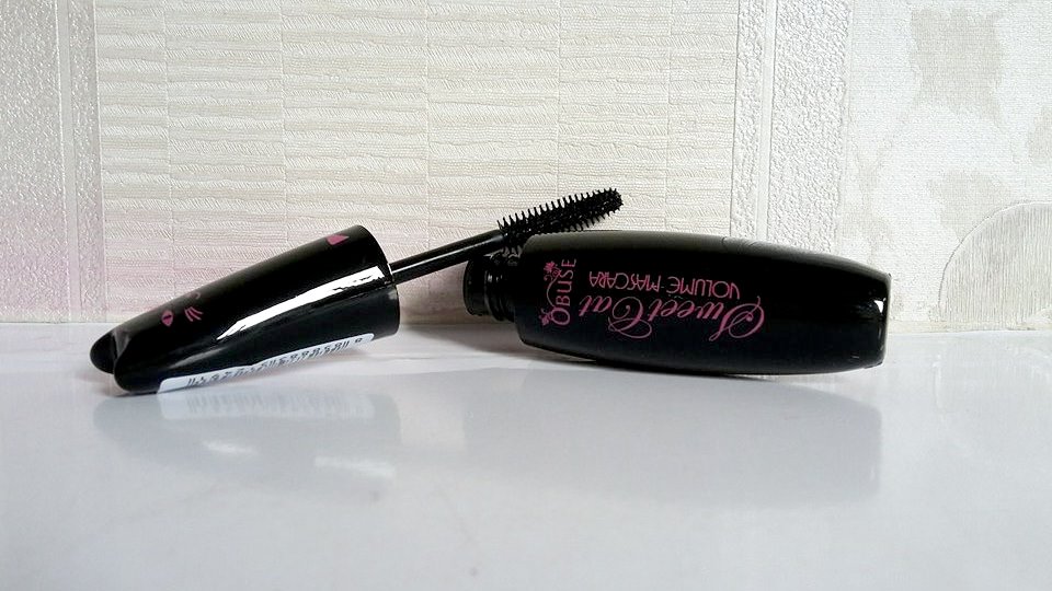 Mascara con mèo Trang Điểm Đôi Mắt-1