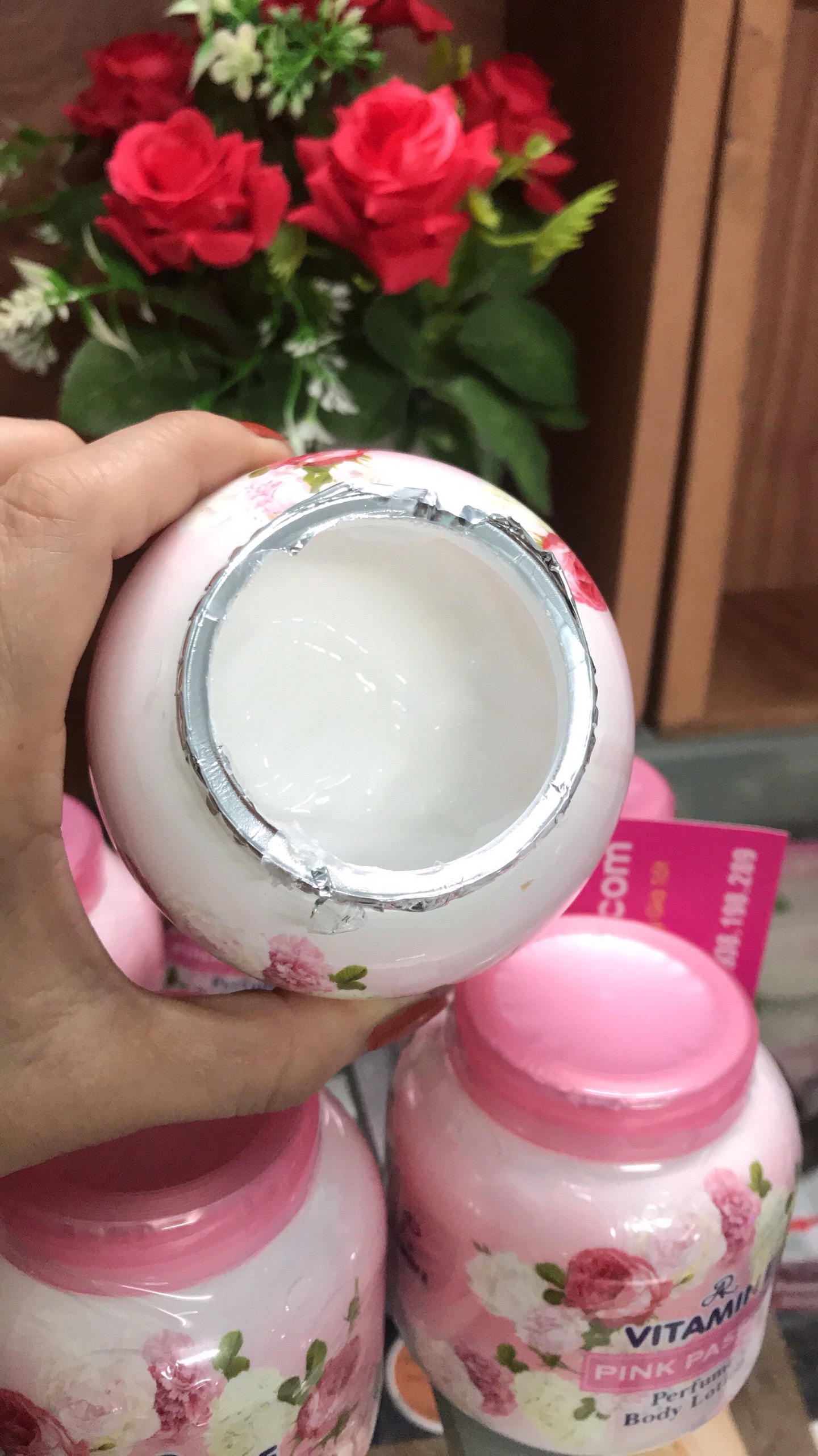 Kem Dưỡng Thể Hương Nước Hoa AR Vitamin E Perfume Body Lotion Thái Lan Chăm Sóc Mặt-1