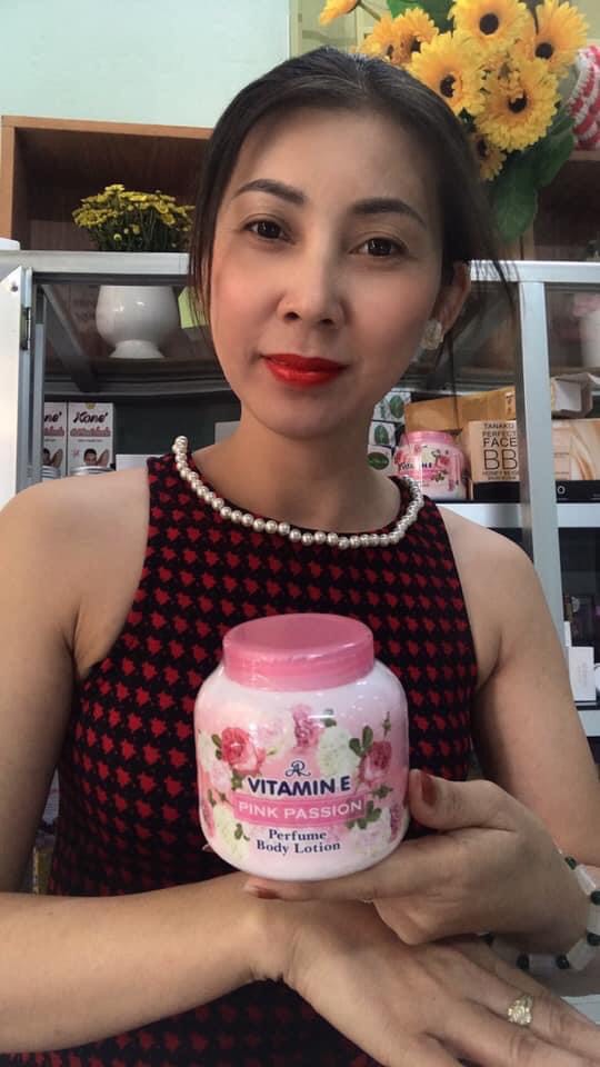 Kem Dưỡng Thể Hương Nước Hoa AR Vitamin E Perfume Body Lotion Thái Lan Chăm Sóc Mặt-1
