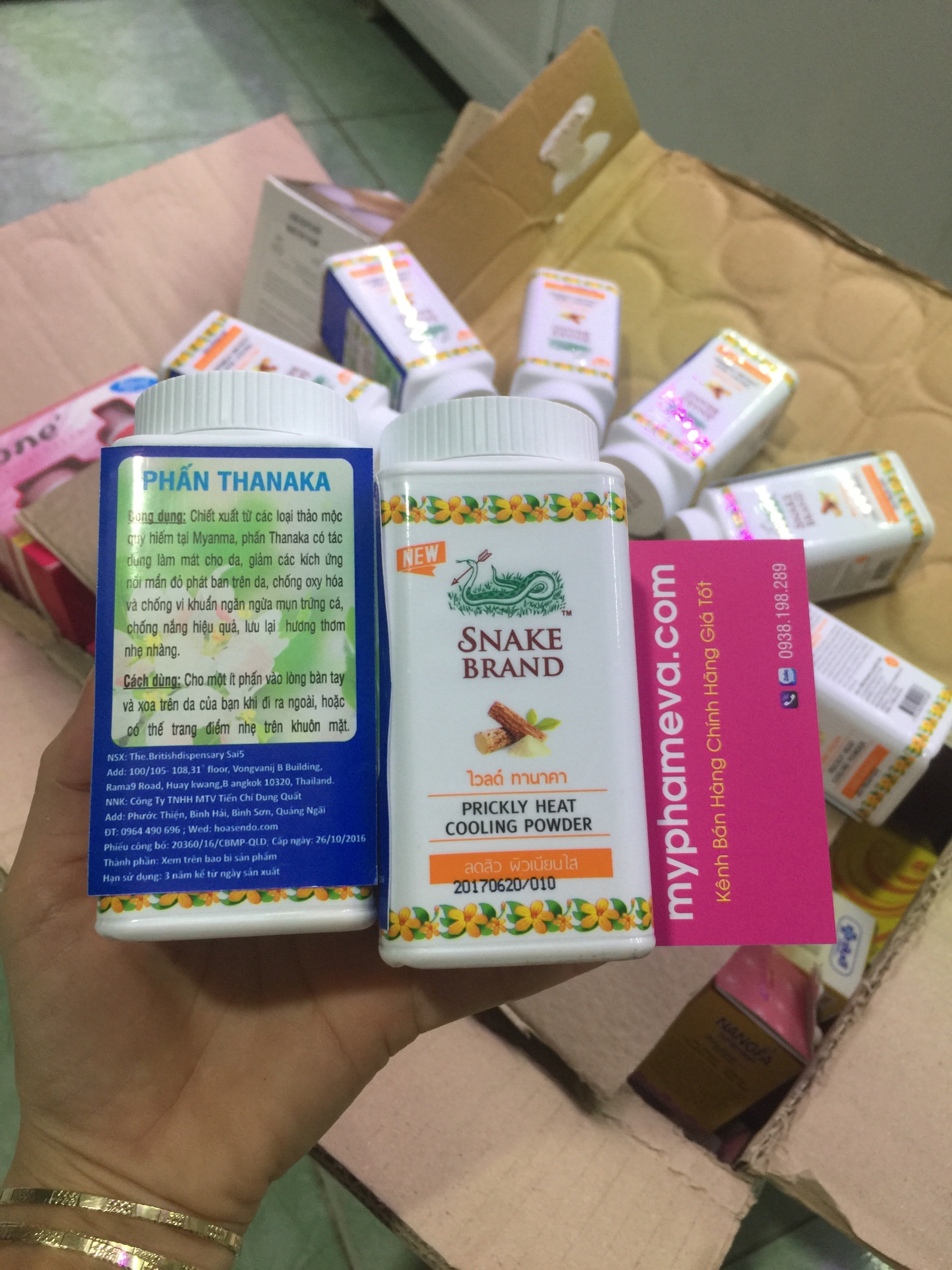 Phấn Lạnh Snake Brand Thanaka Thái Lan Dưỡng Thể-1