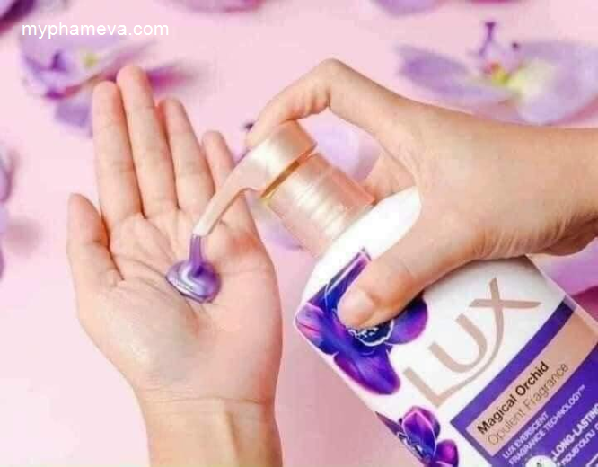 Sữa Tắm Trắng Mịn Giữ Ẩm Lux Thái Lan Chăm Sóc Mặt-1