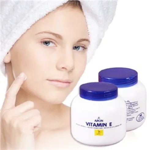 Dưỡng thể Vitamin E Aron Thái Lan