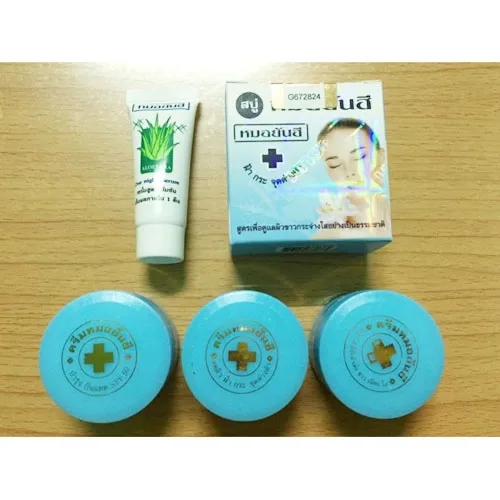 KEM Đặc Trị Mụn Trắng Da YanHee Thái Lan