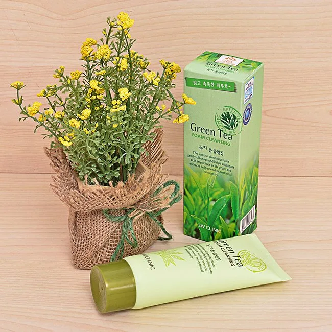 Sữa rửa mặt green tea 3W Clinic Hàn Quốc