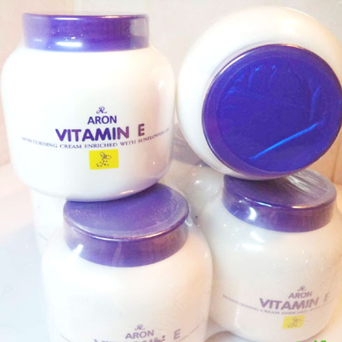  Dưỡng thể Vitamin E Aron Thái Lan Trang Điểm Khuôn Mặt-1